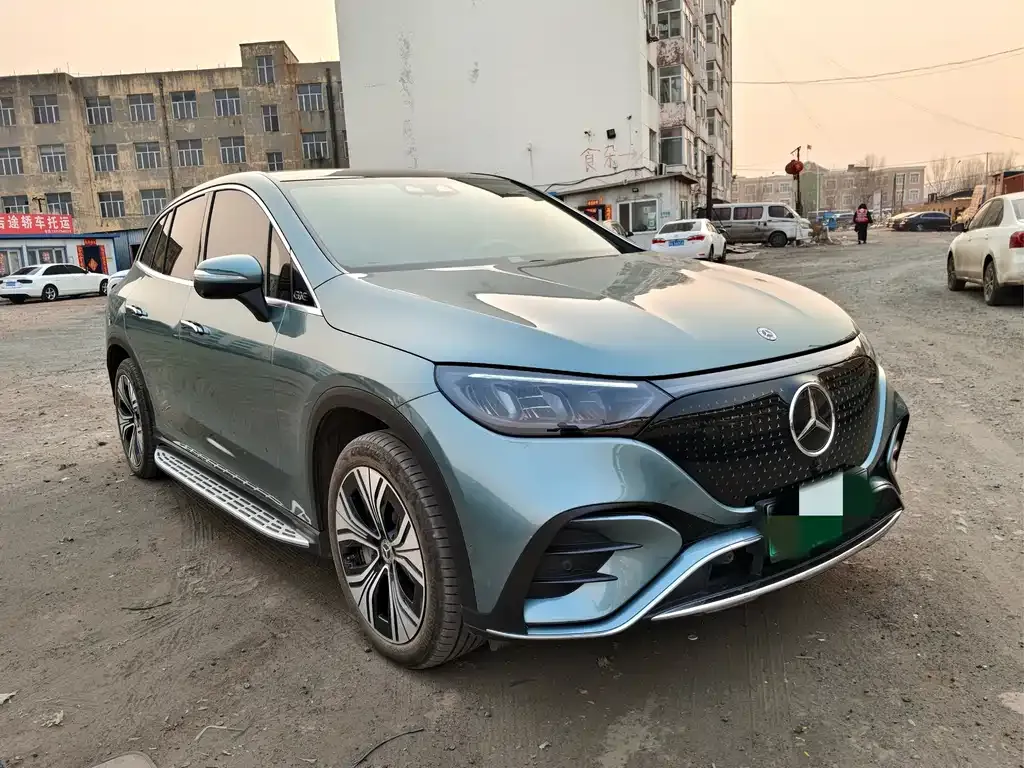 Mercedes-Benz EQE SUV 2024 из CN, фото 3
