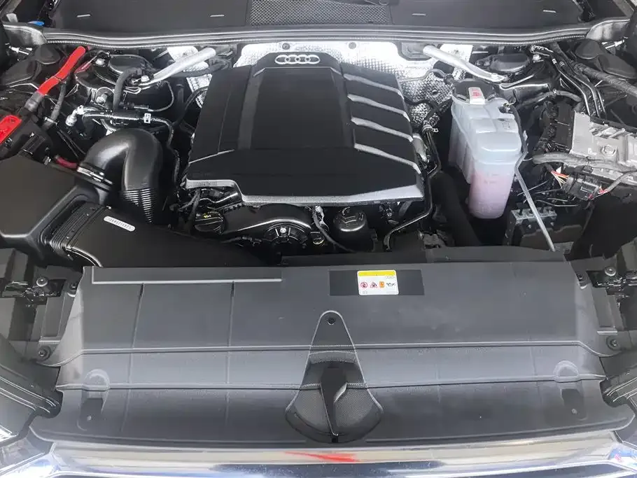 Audi A6L 2022 из CN, фото 10