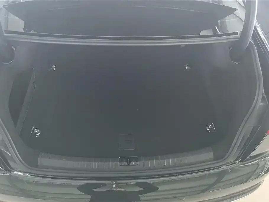 Audi A6L 2022 из CN, фото 2