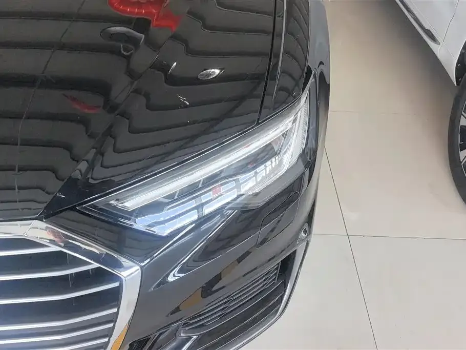 Audi A6L 2022 из CN, фото 9