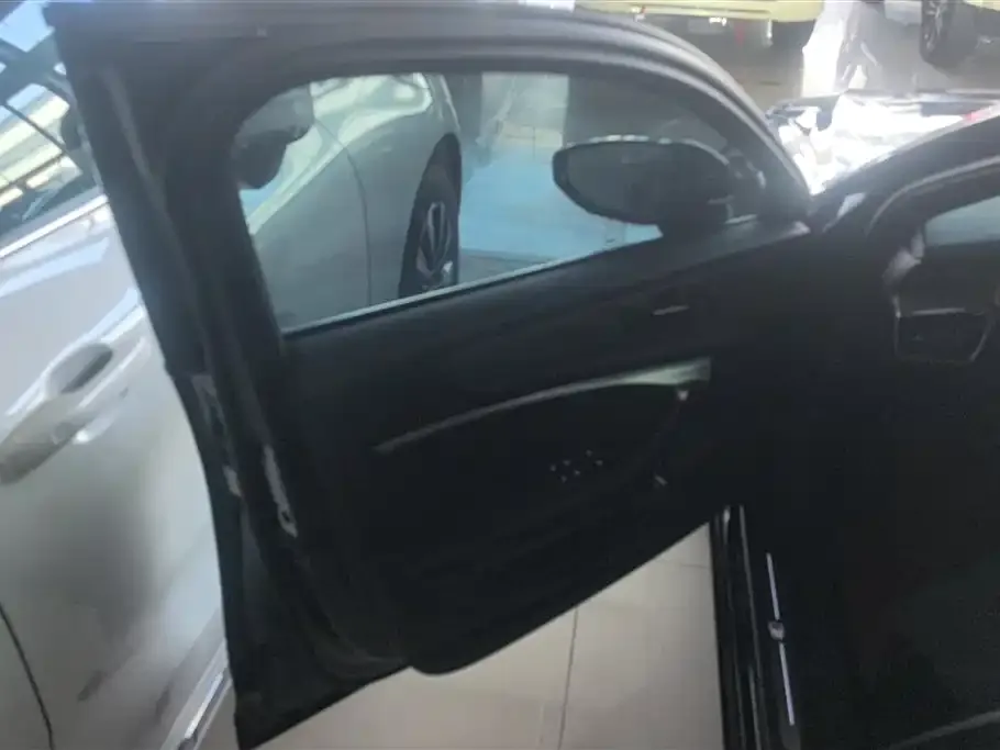 Audi A6L 2022 из CN, фото 4