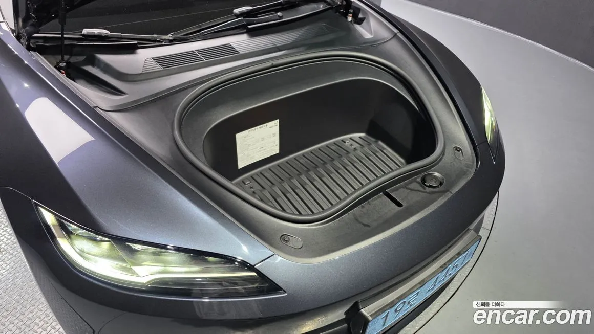 Tesla Model 3 — фото 6