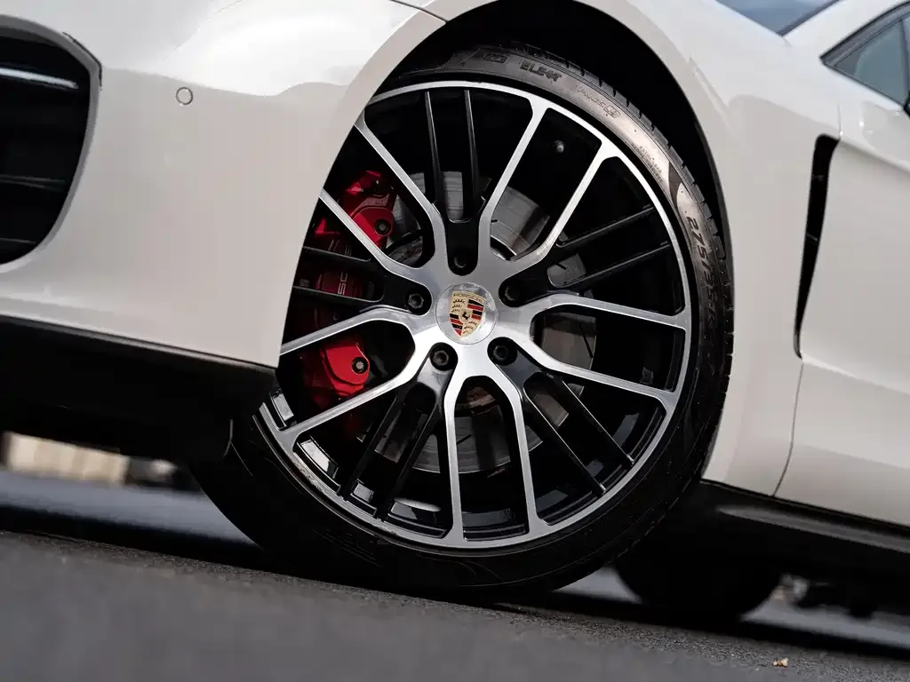 Porsche Panamera — фото 4