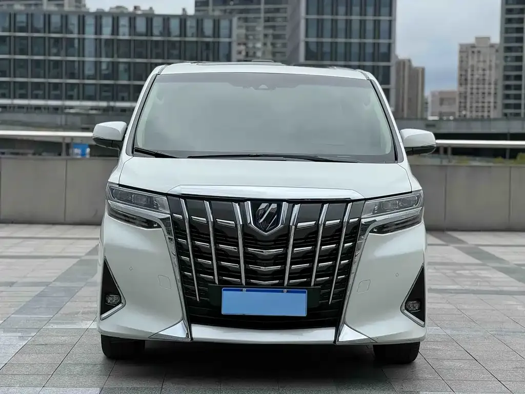 Toyota Alphard 2022 из CN, фото 3