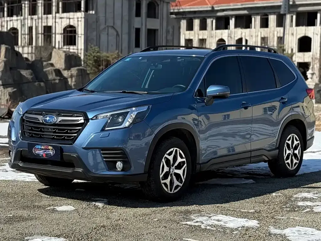 Subaru Forester 2023 из CN, фото 1