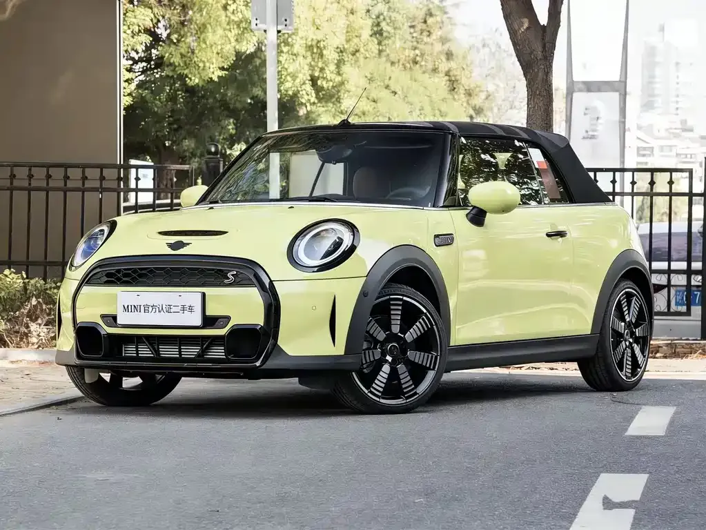 MINI Cooper (3-door) — фото 1