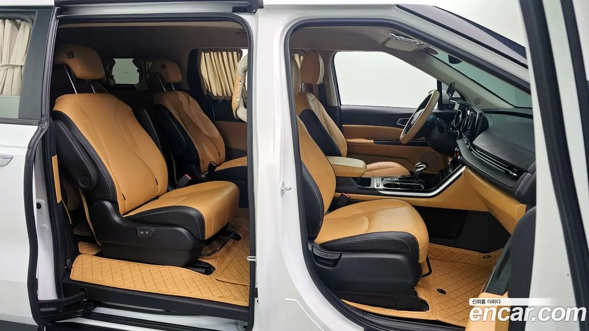 Kia Carnival — фото 10