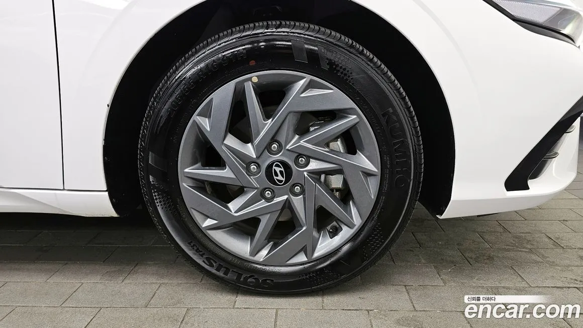 Hyundai AVANTE — фото 6