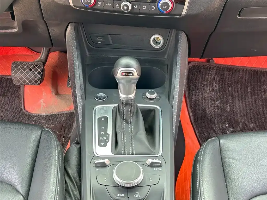 Audi Q2L 2022 из CN, фото 10