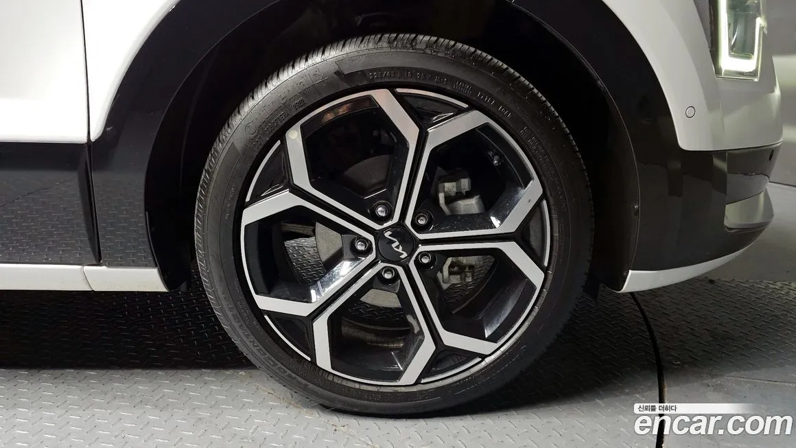 Kia Niro 2023 из KR, фото 9