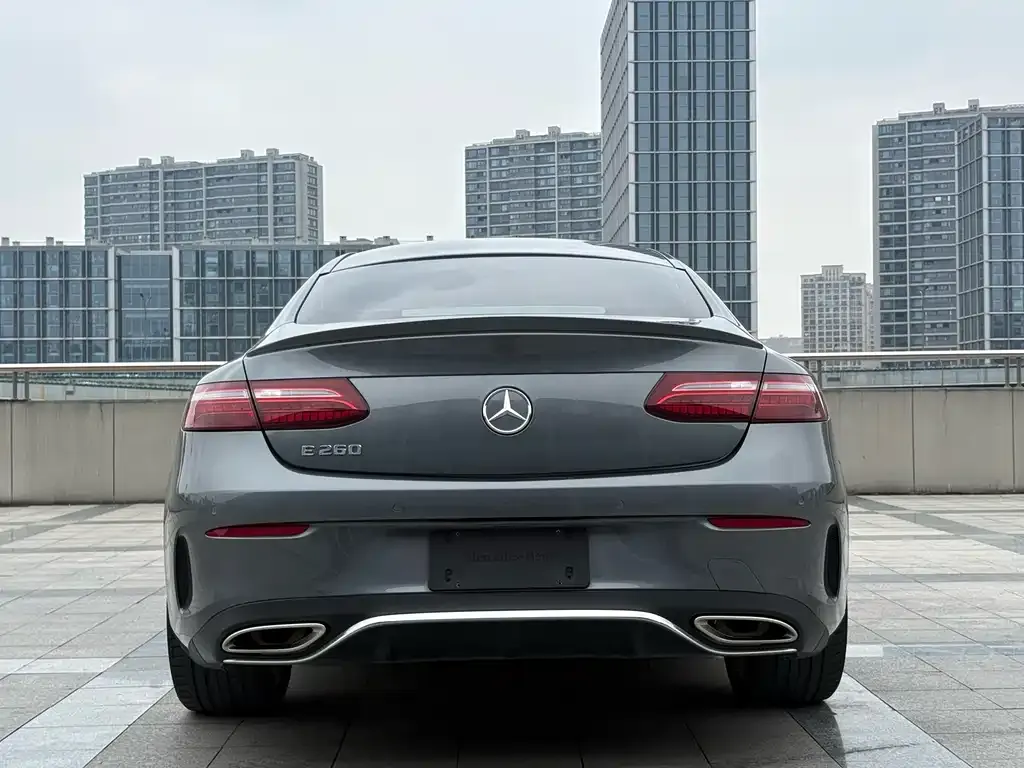 Mercedes-Benz E-Class (Import) — фото 3