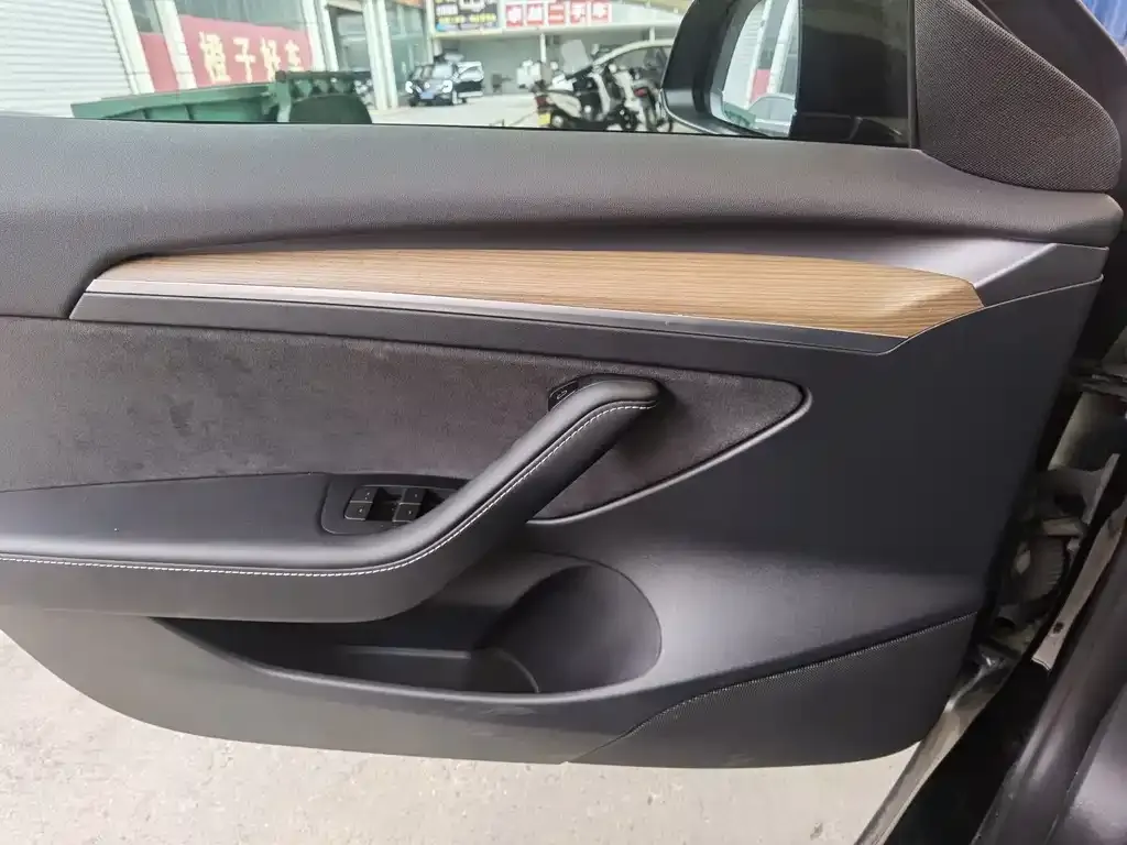 Tesla Model 3 2023 из CN, фото 9