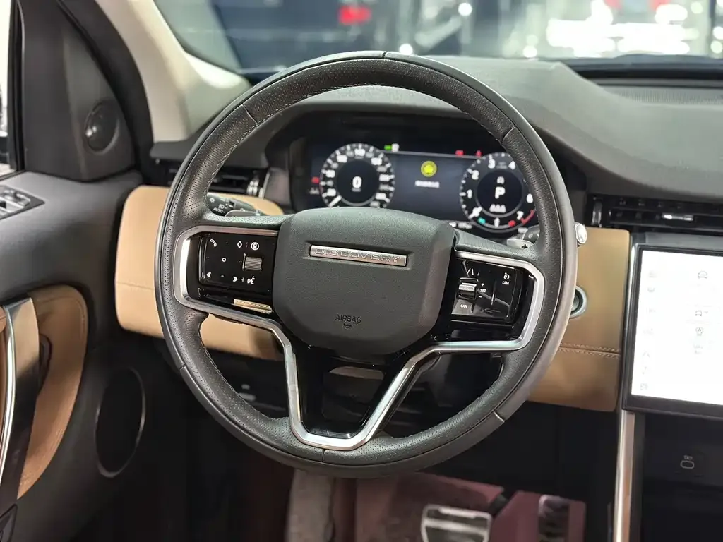 Land Rover Discovery Sport — фото 2