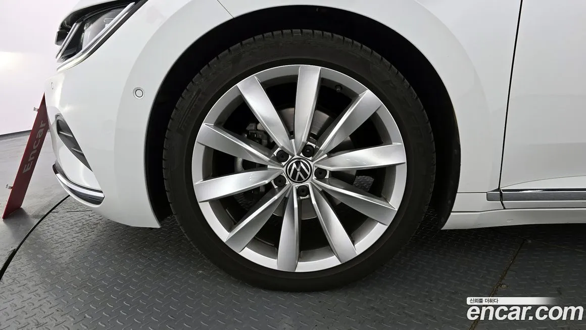 Volkswagen Arteon 2023 из KR, фото 10