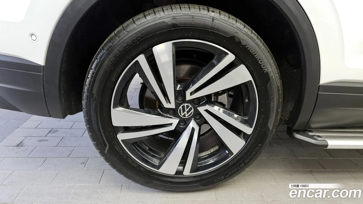 Volkswagen Touareg 2023 из KR, фото 2