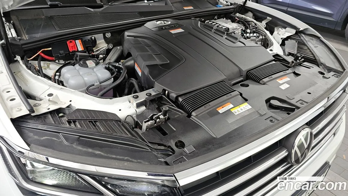 Volkswagen Touareg 2023 из KR, фото 9