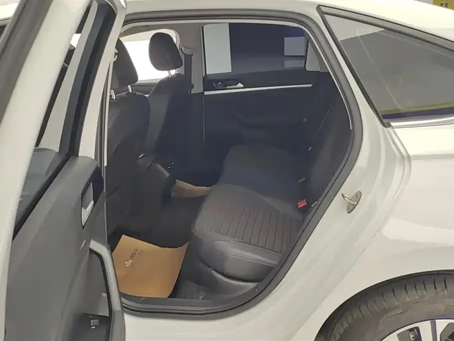 Volkswagen Lavida 2023 из CN, фото 5