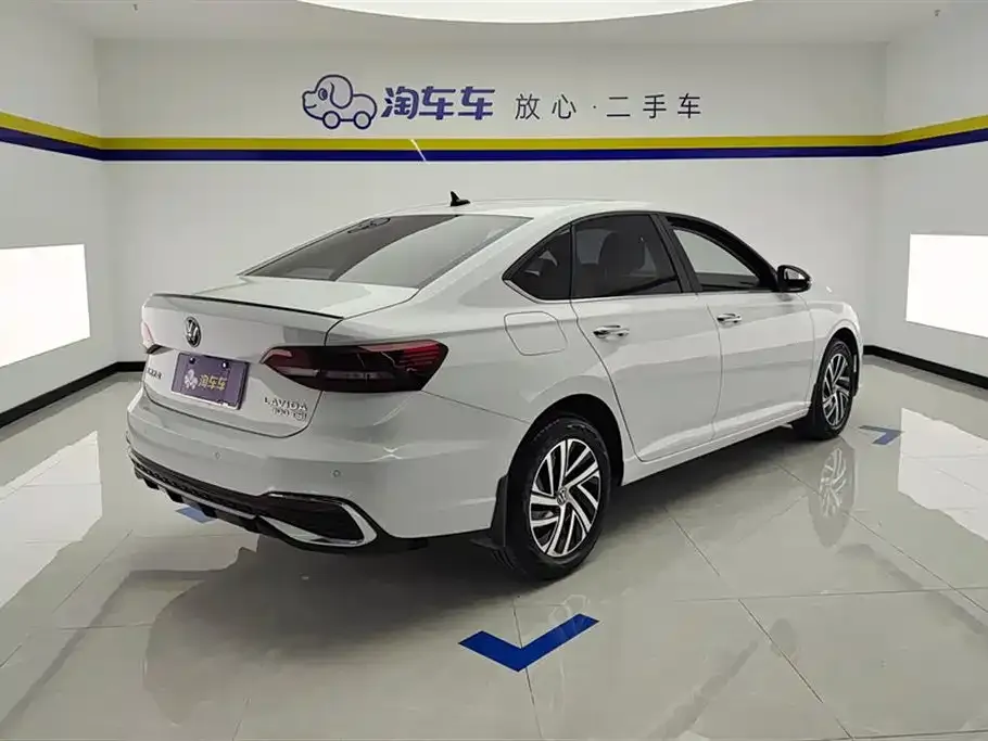 Volkswagen Lavida 2023 из CN, фото 8