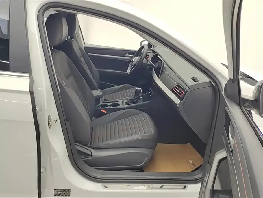 Volkswagen Lavida 2023 из CN, фото 10