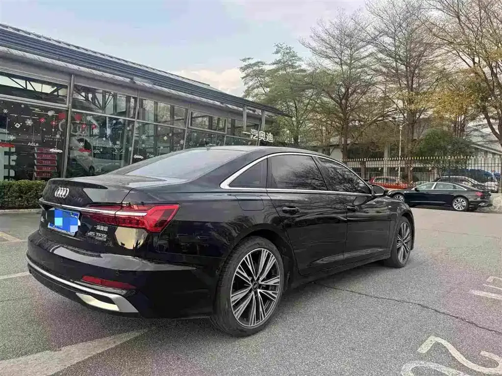 Audi A6L 2025 из CN, фото 10