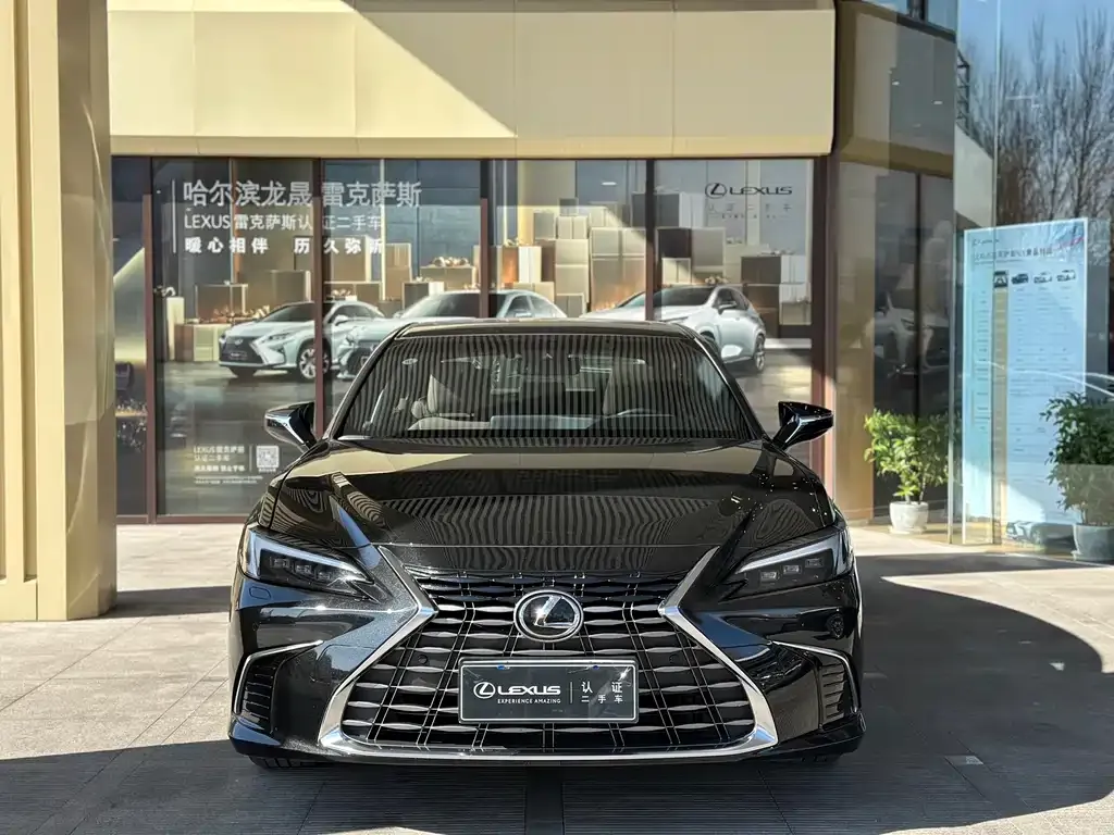Lexus ES — фото 3