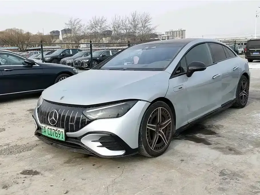 Mercedes-Benz EQE AMG