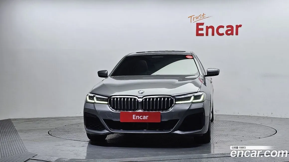 BMW 5-Series 2023 из KR, фото 8