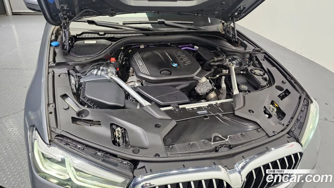 BMW 5-Series 2023 из KR, фото 5