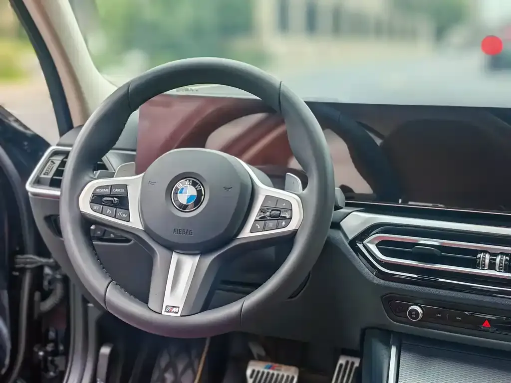 BMW 3 Series 2024 из CN, фото 5
