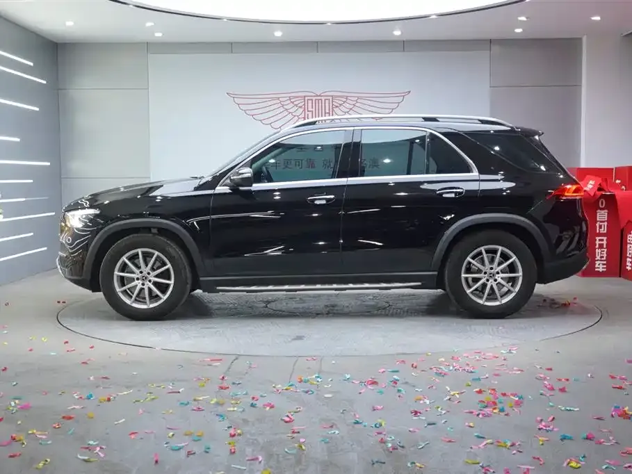 Mercedes-Benz GLE — фото 10