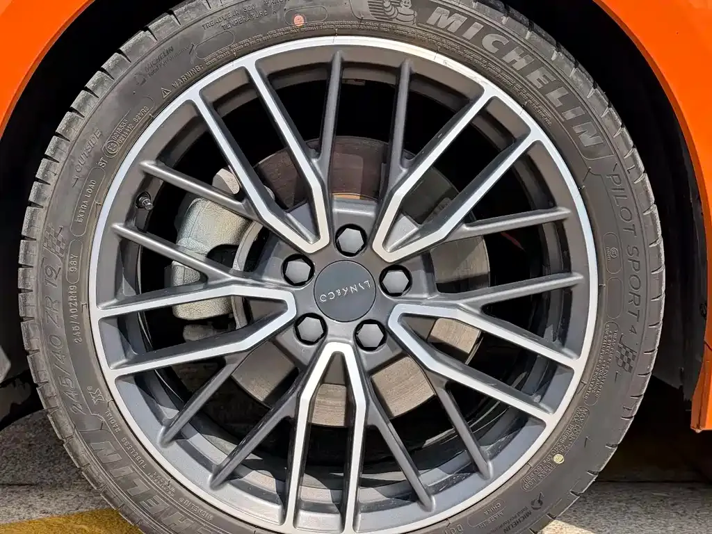 Lynk & Co 02 Hatchback 2022 из CN, фото 3