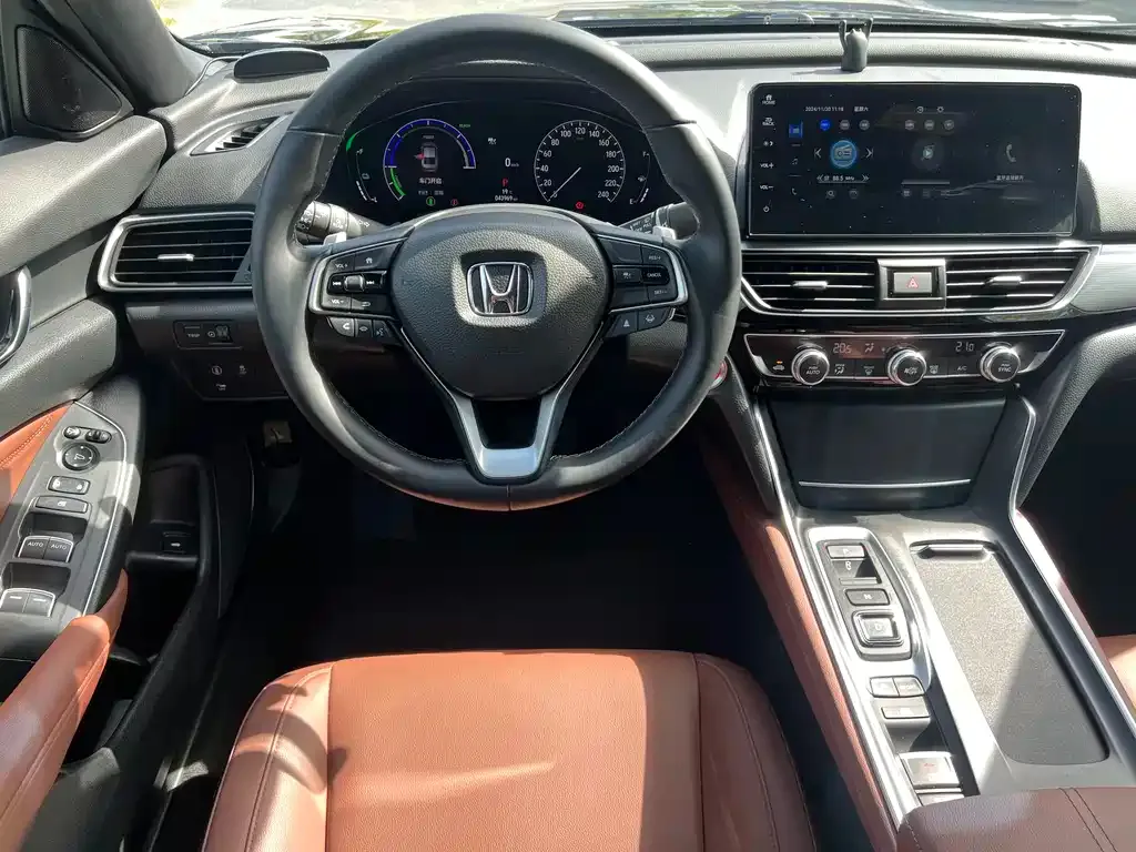 Honda Inspire — фото 2