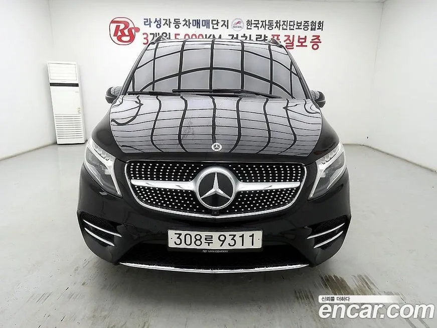 Mercedes-Benz V-Class