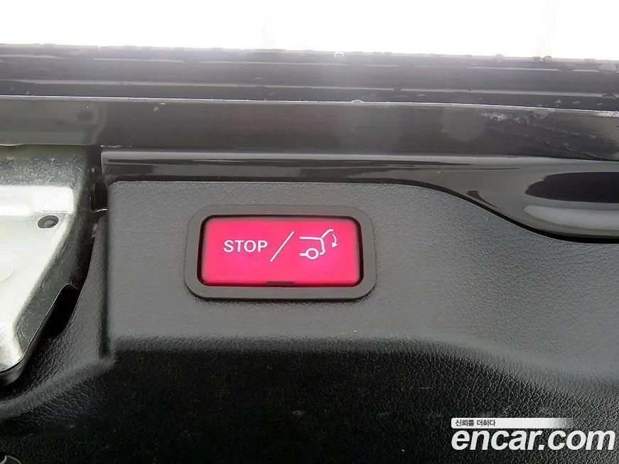 Mercedes-Benz V-Class 2023 из KR, фото 7