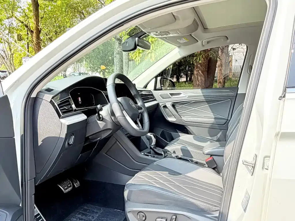 Volkswagen Tiguan L 2025 из CN, фото 3