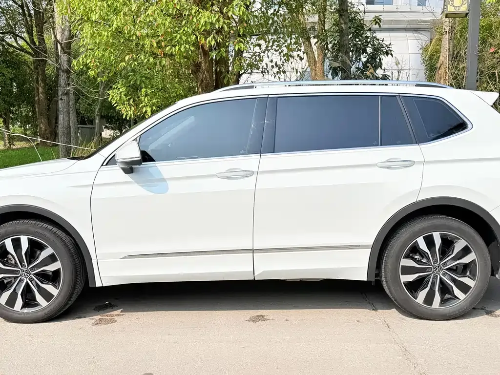 Volkswagen Tiguan L 2025 из CN, фото 9