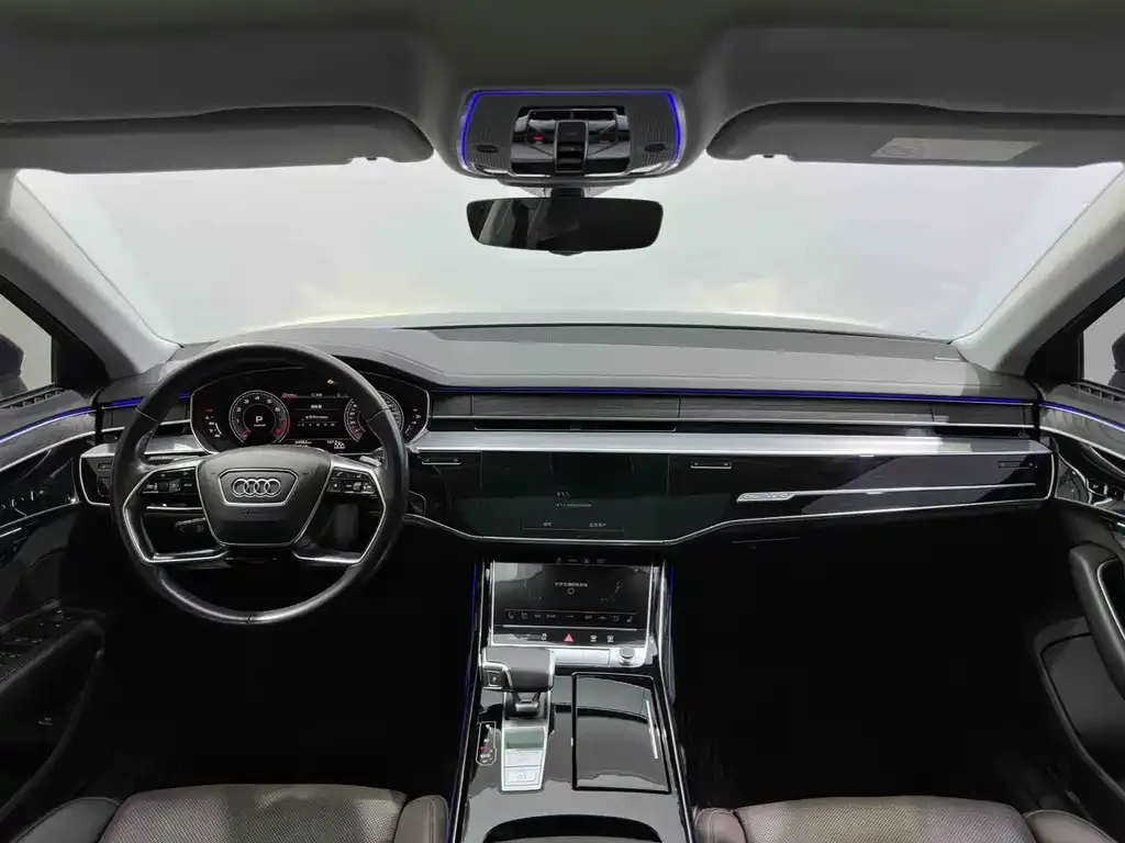 Audi A8 — фото 4