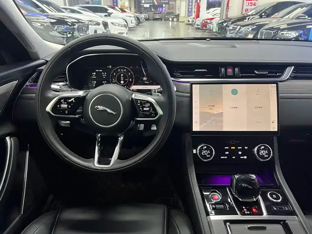 Jaguar XFL 2022 из CN, фото 4