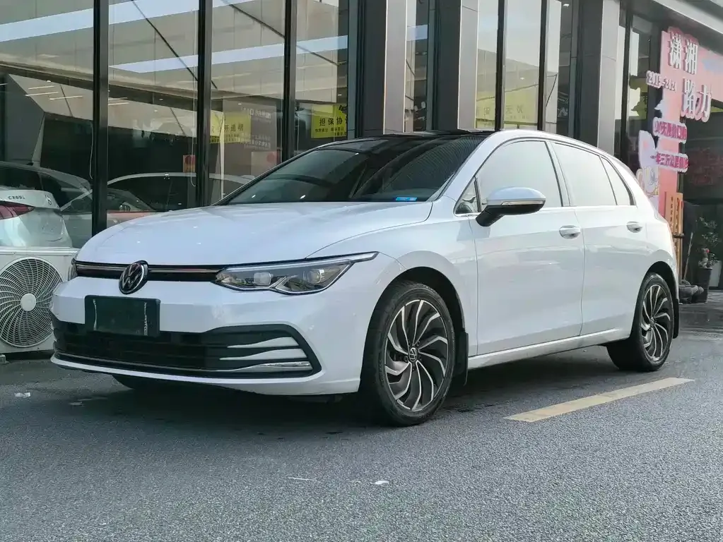 Volkswagen Golf 2021 из CN, фото 1