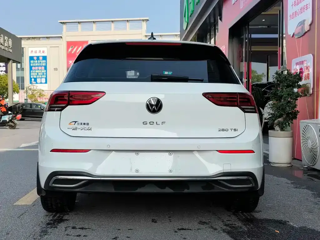 Volkswagen Golf 2021 из CN, фото 6