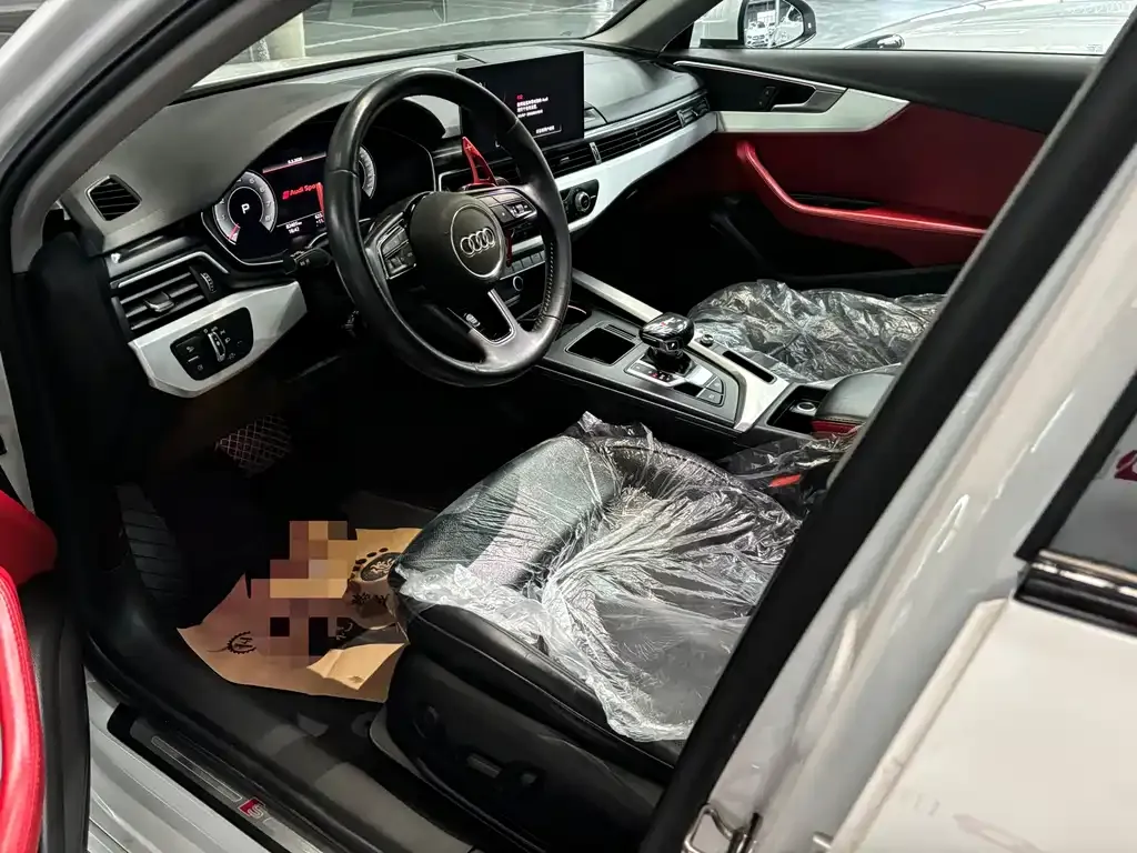 Audi A4L 2022 из CN, фото 9