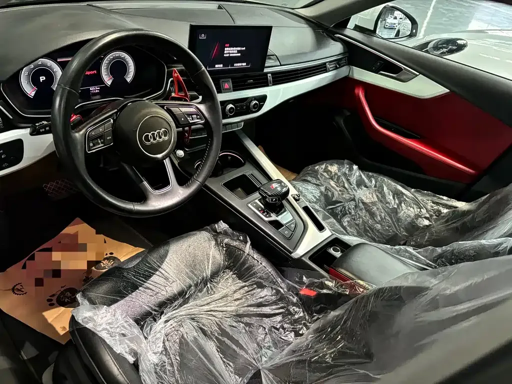 Audi A4L 2022 из CN, фото 5