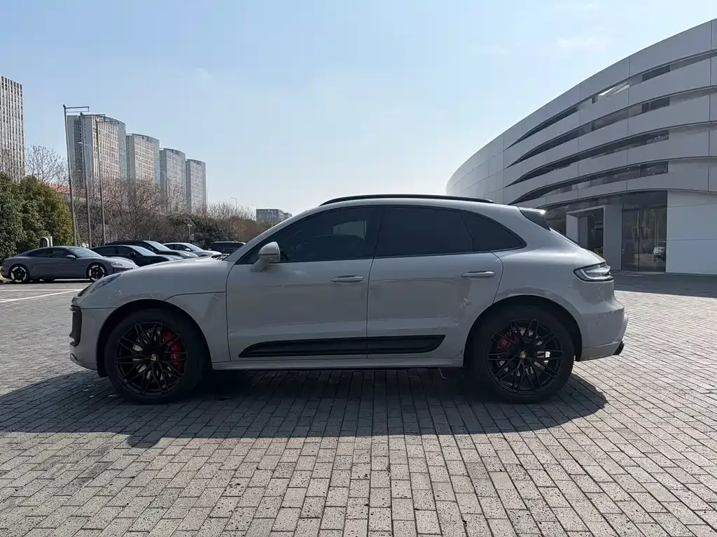 Porsche Macan 2023 из CN, фото 4