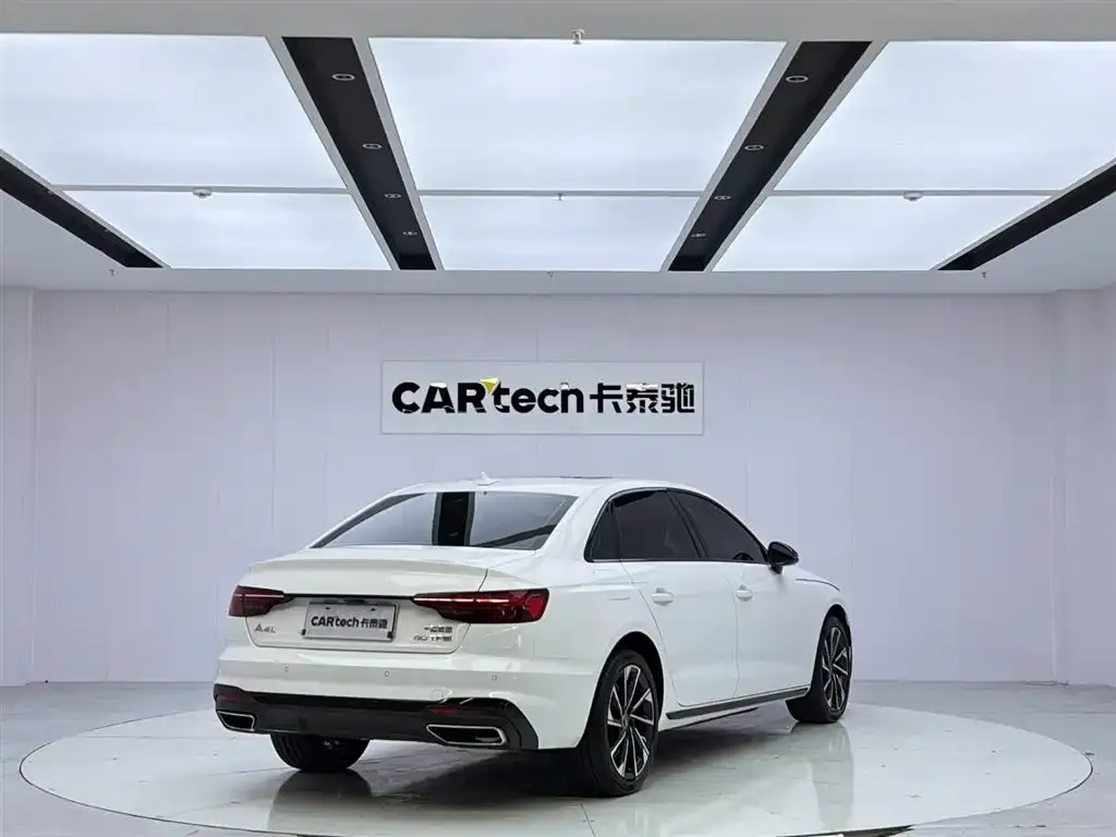 Audi A4L — фото 8