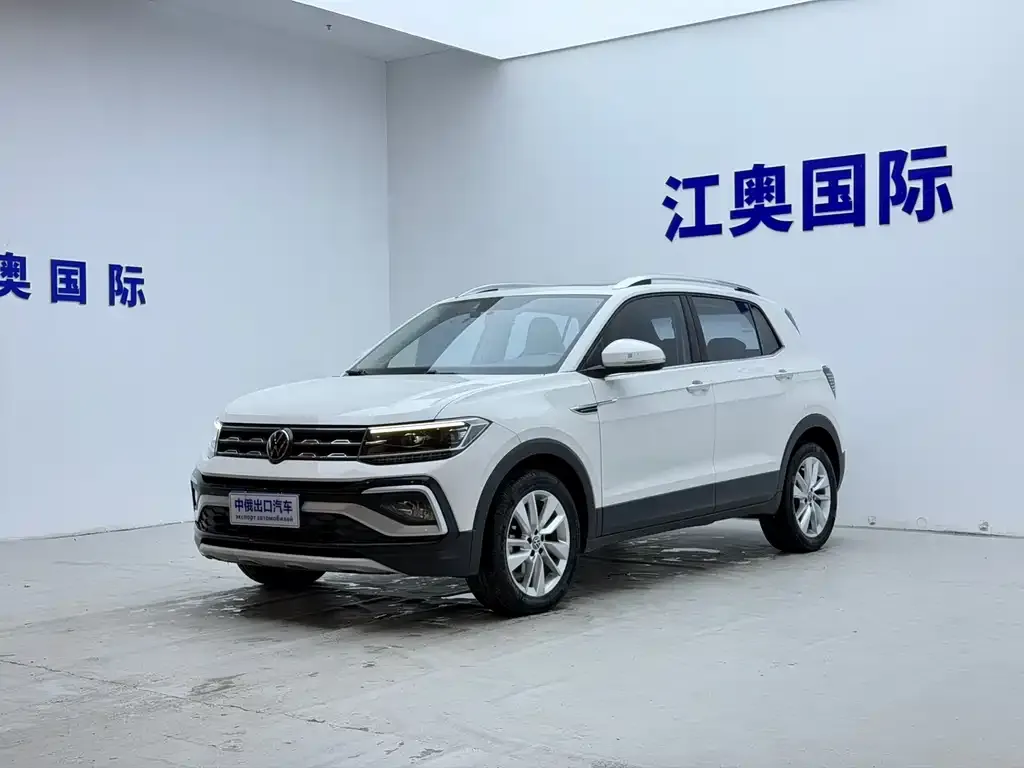 Volkswagen T-Cross — фото 1