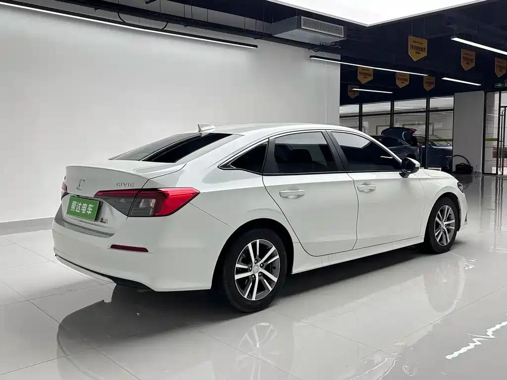 Honda Civic — фото 4