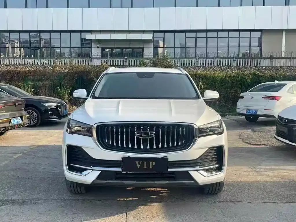 Geely Xingyue L — фото 10
