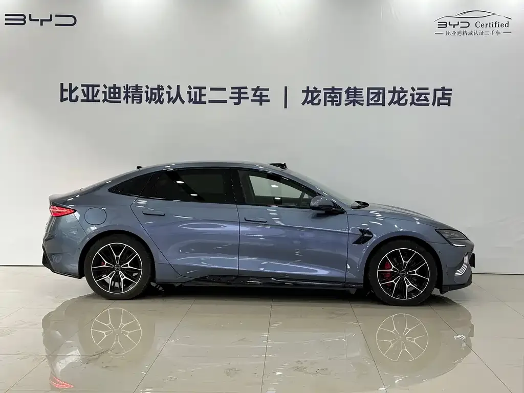 BYD Seal — фото 9
