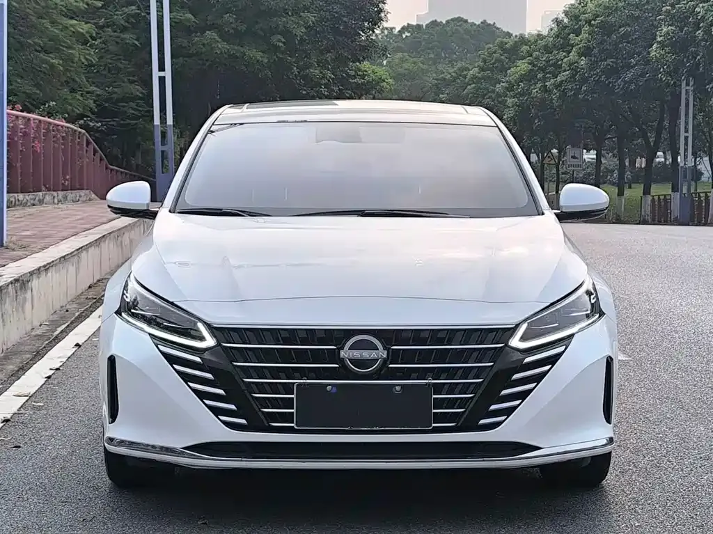 Nissan Teana — фото 2