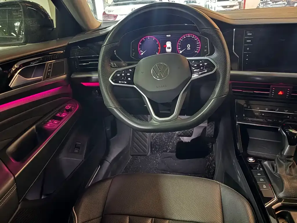 Volkswagen Passat — фото 3